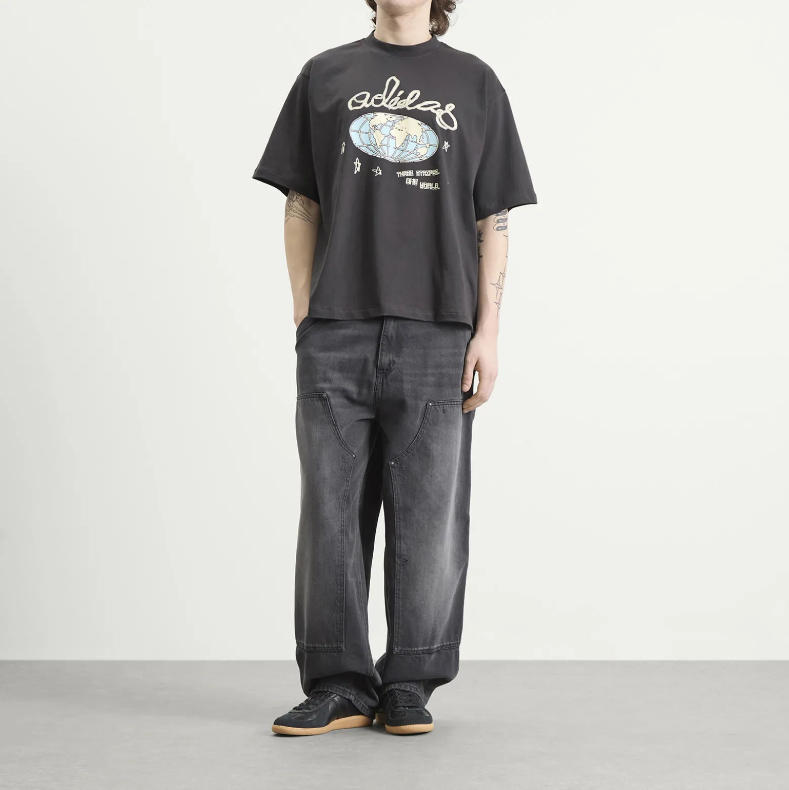 adidas Illust Gfx T-Shirt