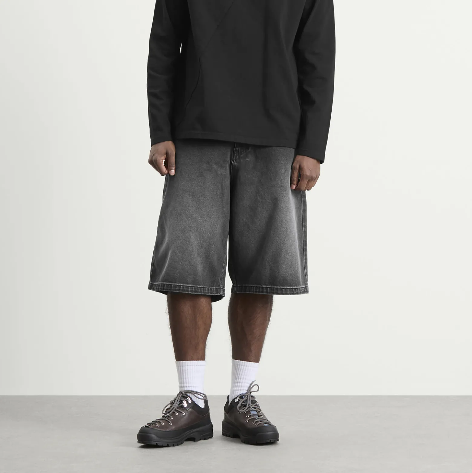 Arte Round Pocket Denim Shorts