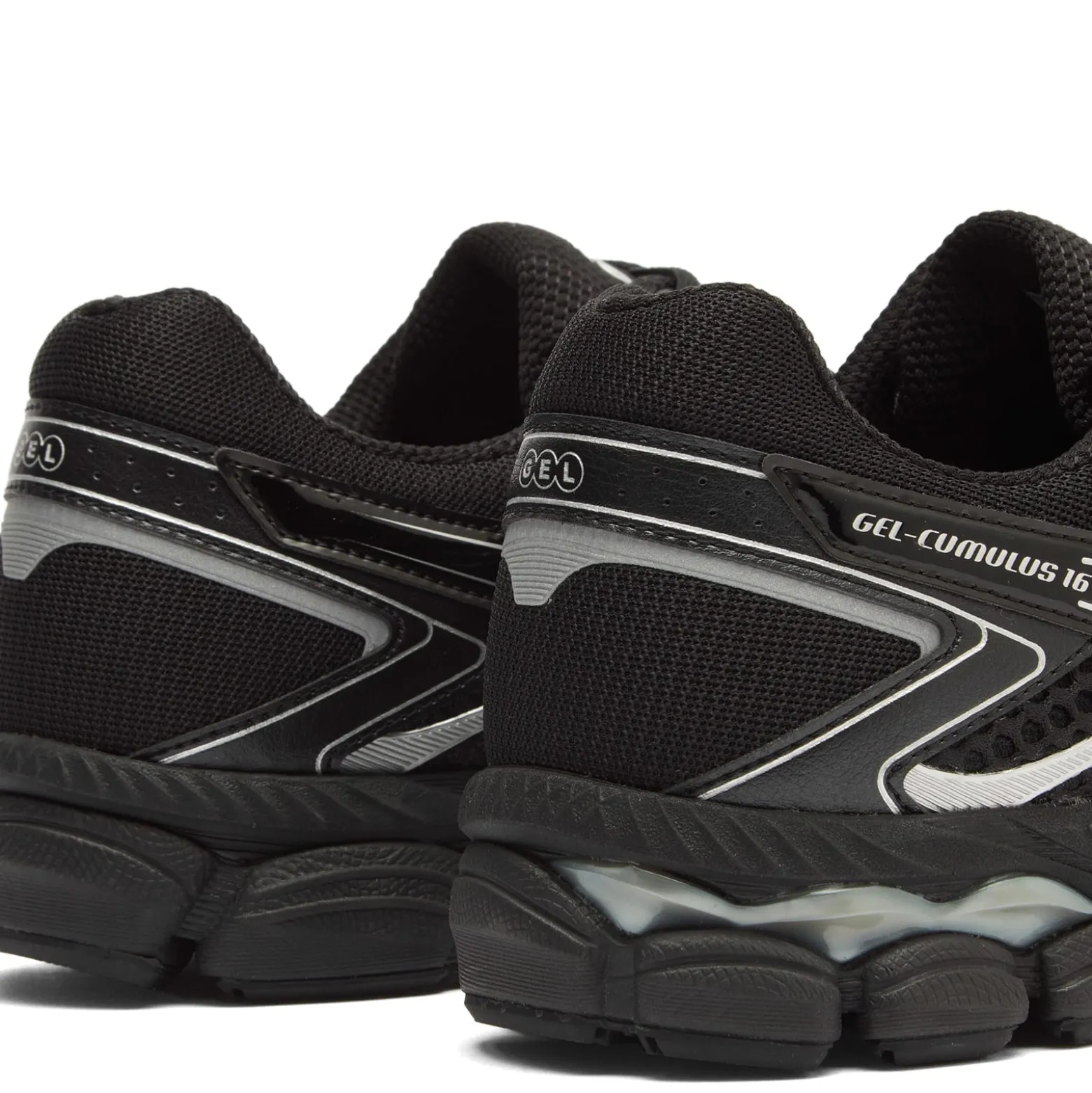 Asics Gel-Cumulus 16 Sneakers