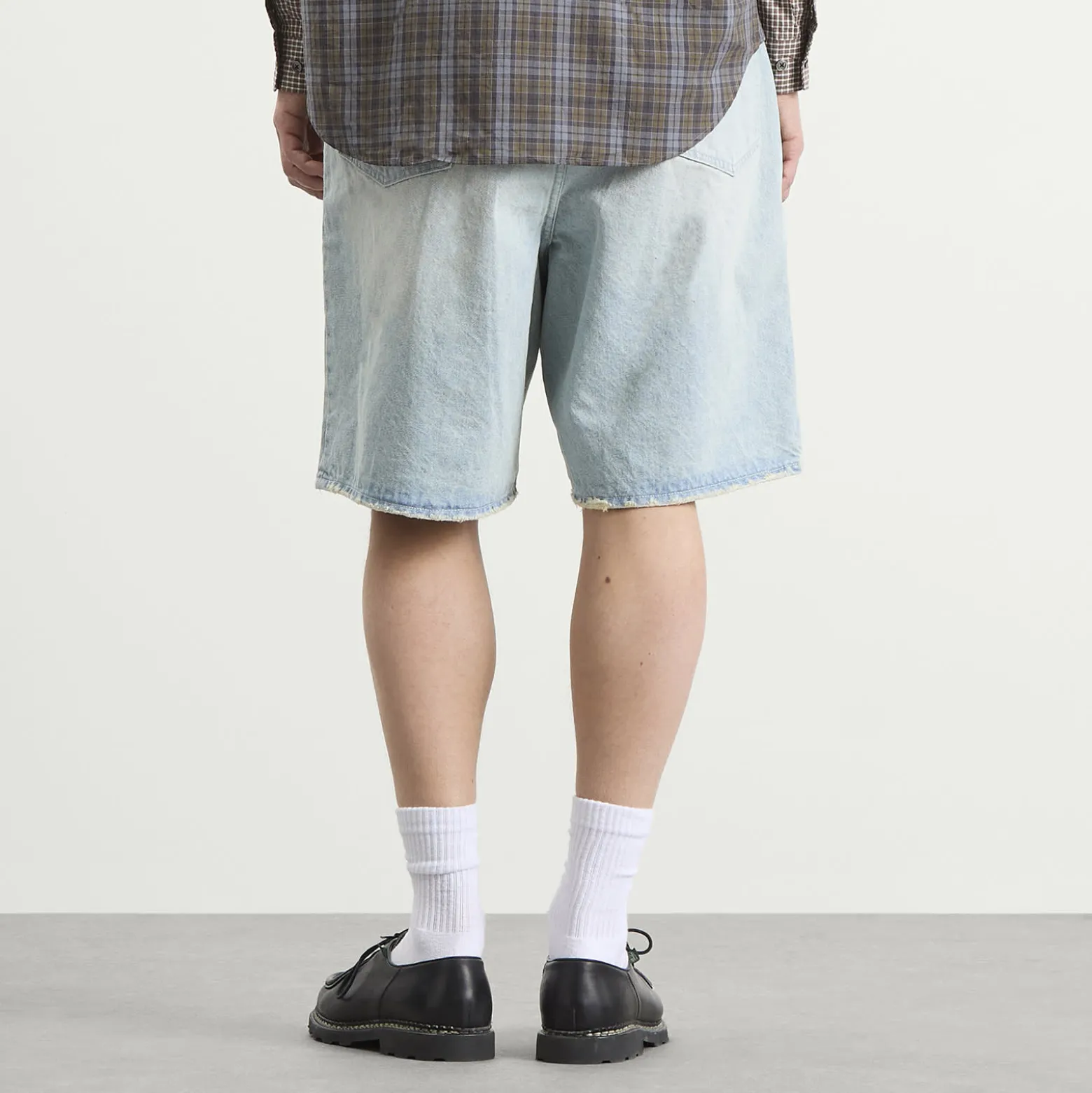 BEAMS Damage Denim Shorts