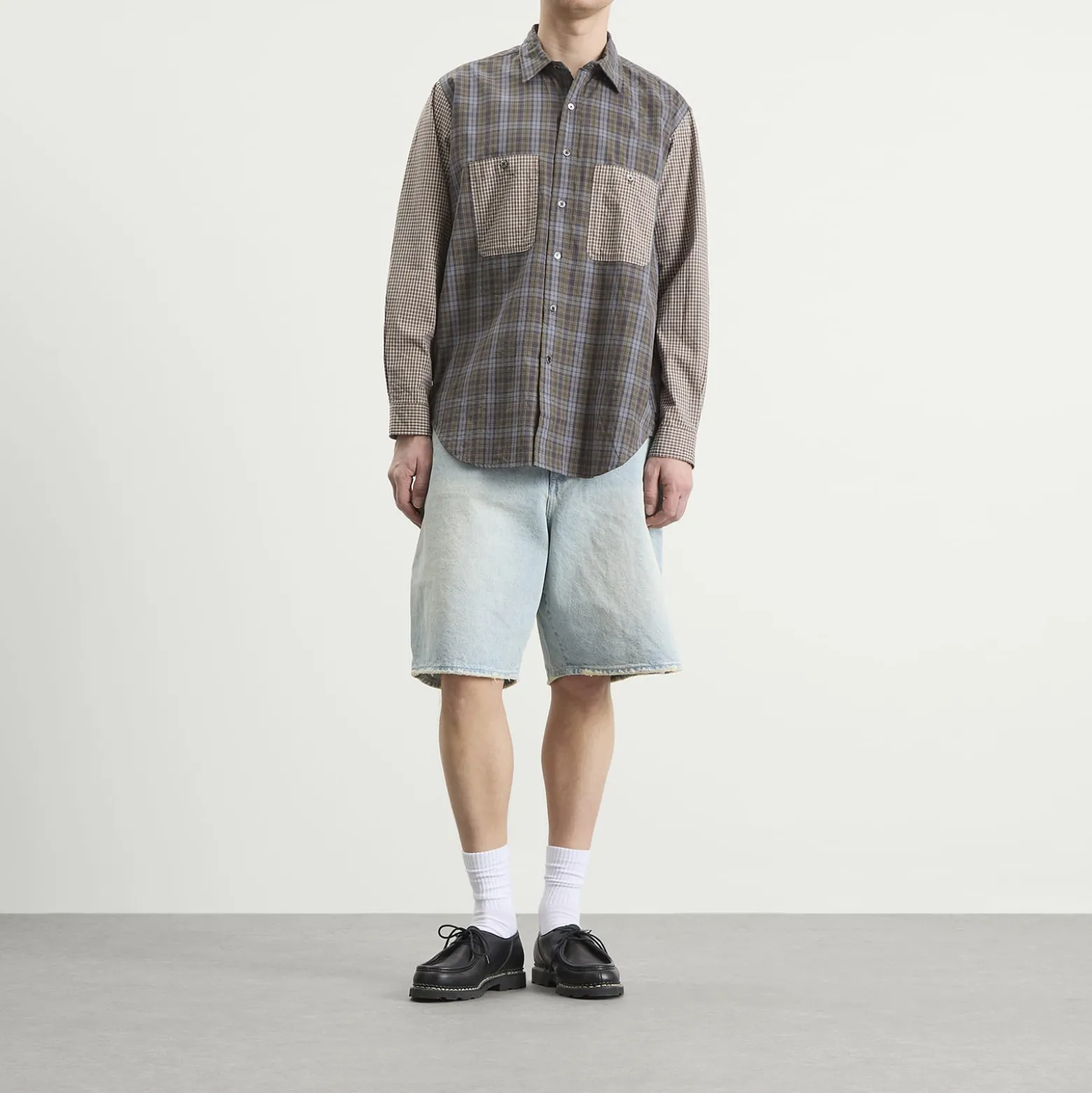 BEAMS Damage Denim Shorts