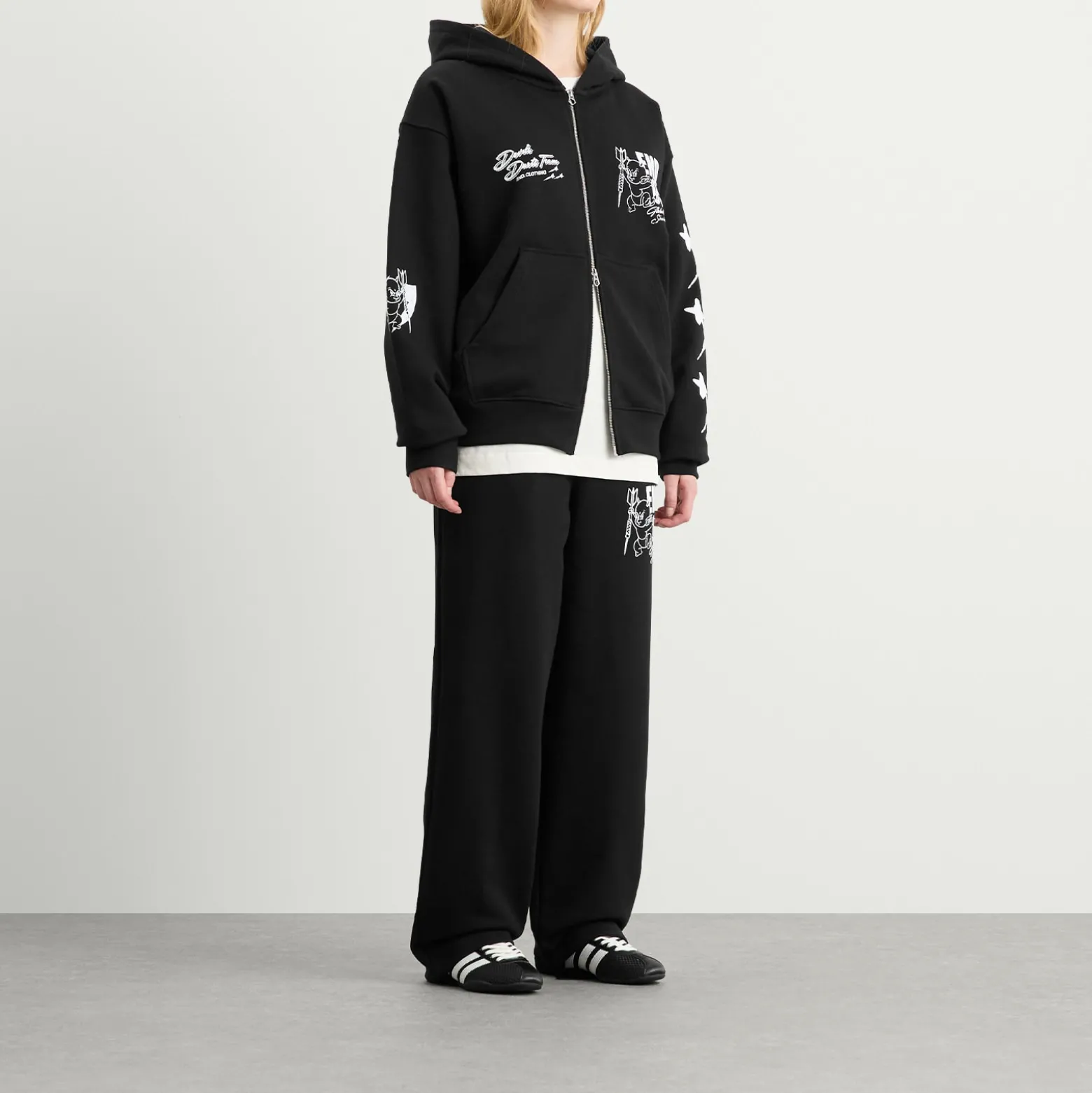 END. Devils Darts Team Zip-Hoodie