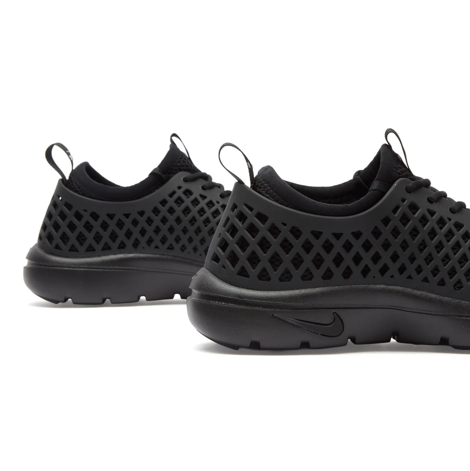 Nike Rejuven8 Run OG QS Sneaker