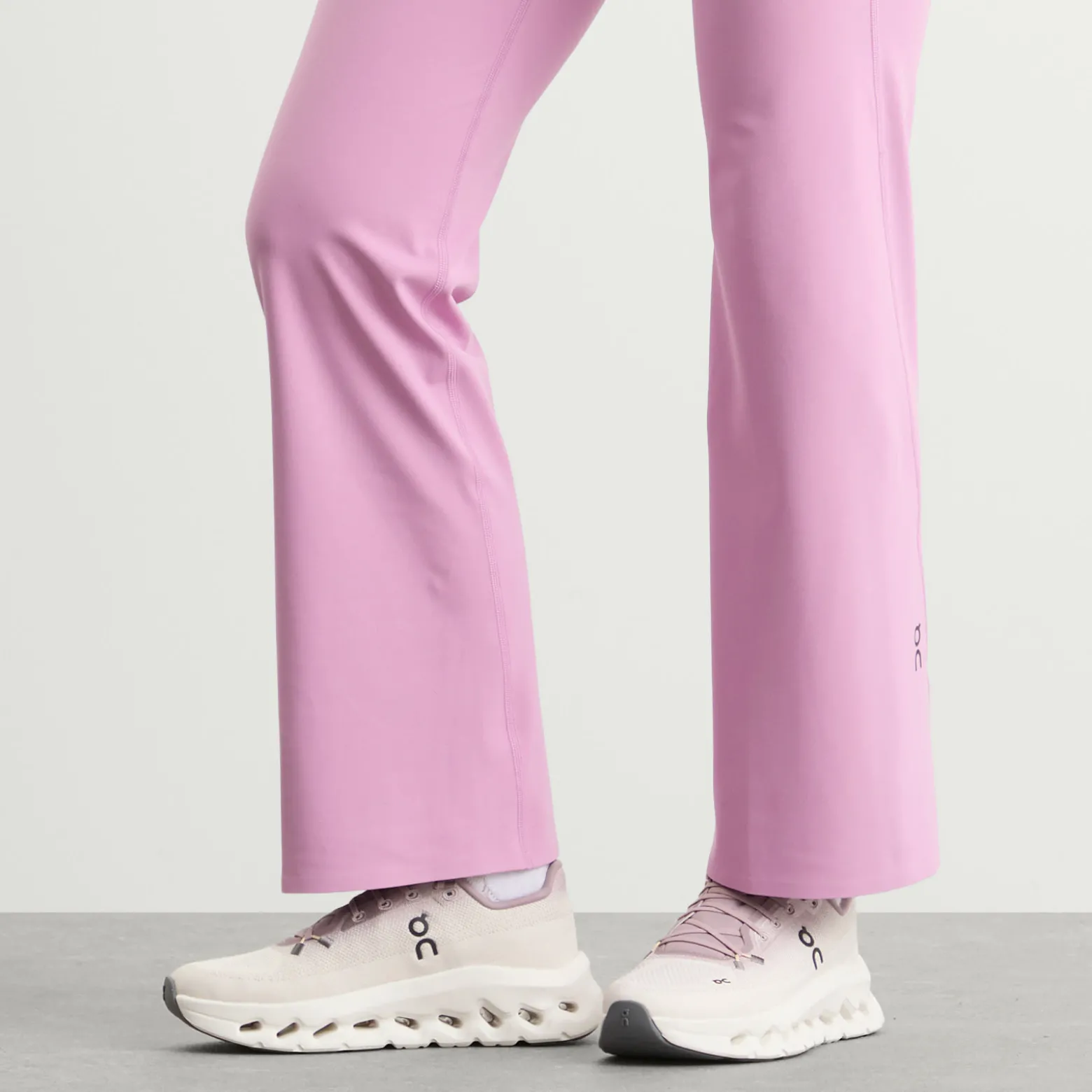 ON Cloudtilt Sneaker
