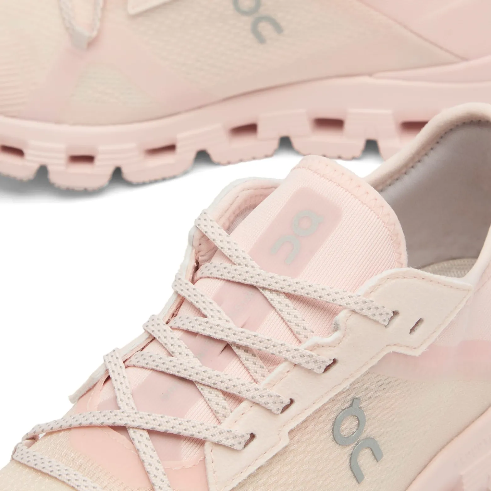 ON Cloudx4 AD Sneaker