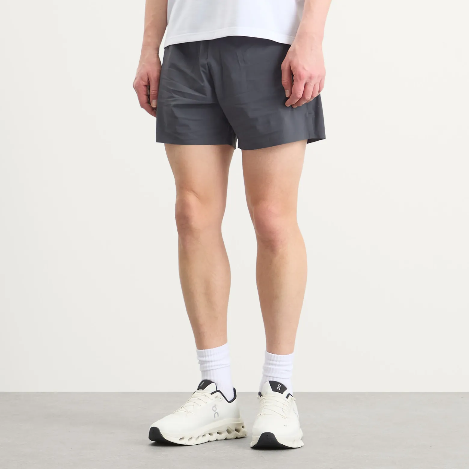 ON 5" Performance Shorts