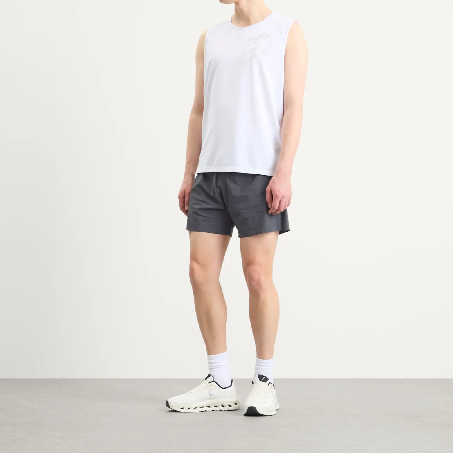 ON 5" Performance Shorts