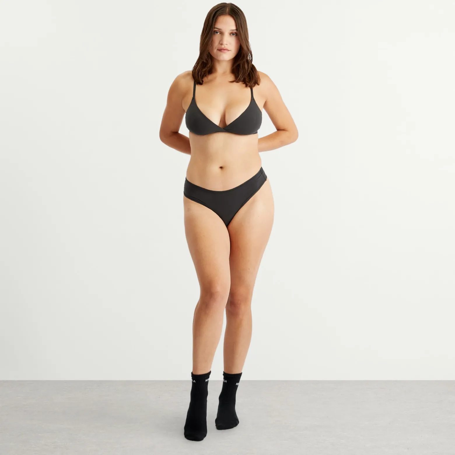 SKIMS Fits Everybody Bundle Crossover Bralette 2 Pack